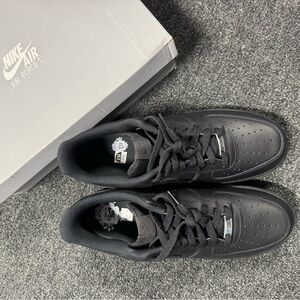 Nike Air Force 1 ‘07 Men’s Size 11.5